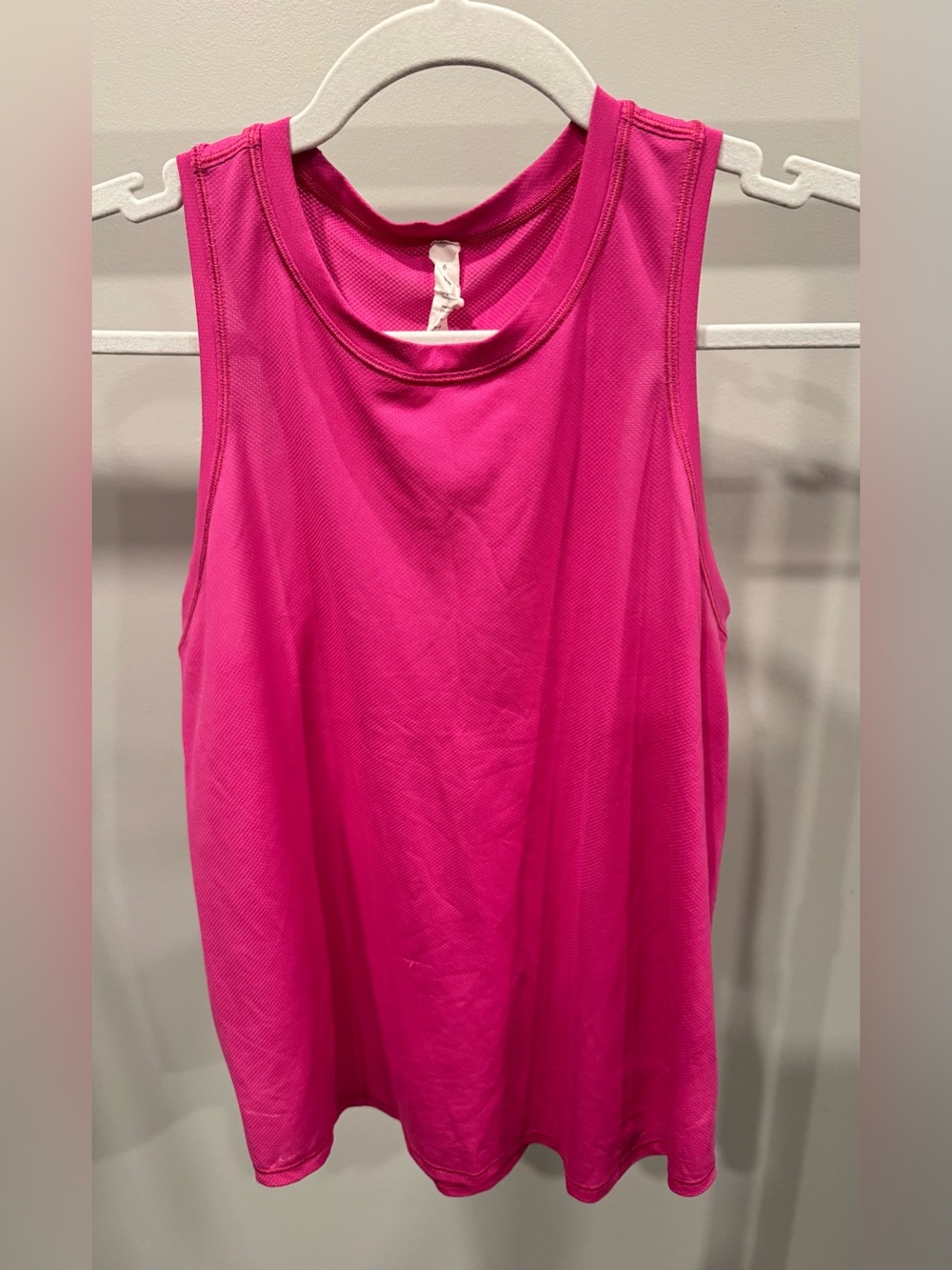 lululemon athletica Women's Sleeveless Tank — Bright Pink